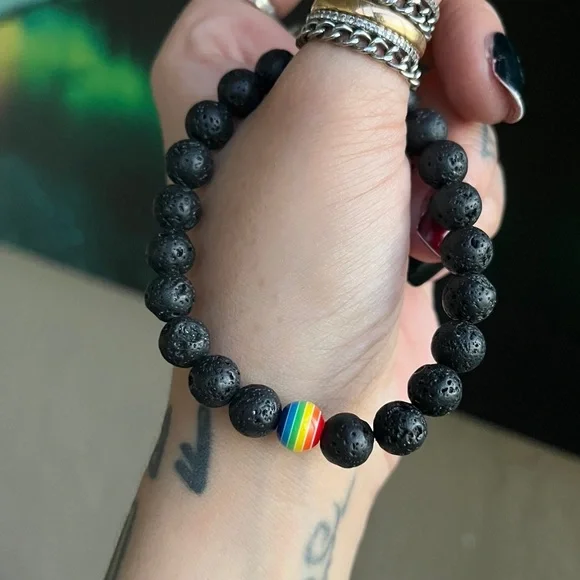 🔴 SALE ! red dot items are 2 for $25 . Bundle more than 3 and its $10 each 🙂 - Picture 7 of 9